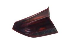 LANTERNA TRASEIRA DIREITA TRACKER 2020 A 2025 S/ LED