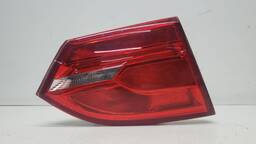 LANTERNA TRASEIRA ESQUERDA JETTA 2011 A 2014 (MALA) S/ LED