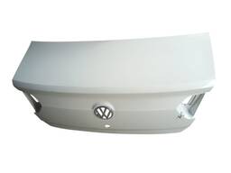 TAMPA TRASEIRA VOYAGE G6 G7 G8 2013 A 2022 (DETALHE)