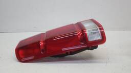 LANTERNA TRASEIRA ESQUERD DISCOVERY 2 2002/2004 PÓS-FACELIFT