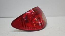 LANTERNA TRAS ESQ COROLLA 2005 A 2008 (CANTO) PISCA ROSA