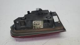 LANTERNA TRASEIRA DIREITA GRAND CHEROKEE 2014 A 2021 (MALA)