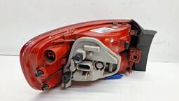 LANTERNA TRASEIRA DIREITA AUDI A4 2009 A 2012 (CANTO)