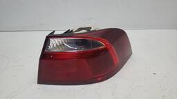 LANTERNA TRASEIRA DIREITA VOYAGE G6 G7 (CANTO)