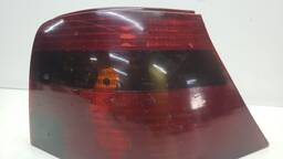 LANTERNA TRASEIRA DIREITA GOLF 1999 A 2006 FUME