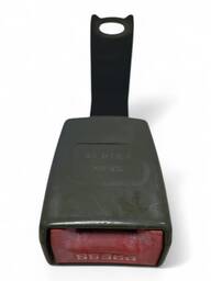 FECHO CINTO DIANTEIRO DIREITO HILUX SEM SENSOR