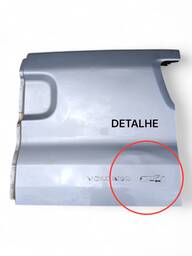 TAMPA TRASEIRA CAÇAMBA DIREITA TORO 2016 2017 A 2025 DETALHE