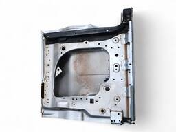 TAMPA TRASEIRA CAÇAMBA DIREITA TORO 2016 2017 A 2025 DETALHE