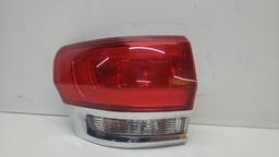 LANTERNA TRASEIRA ESQUERDA GRAND CHEROKEE 2014/2021 (CANTO)