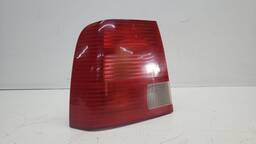 LANTERNA TRASEIRA ESQUERDA PASSAT 1998 A 2000 VARIANT