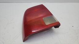 LANTERNA TRASEIRA ESQUERDA PASSAT 1998 A 2000 VARIANT