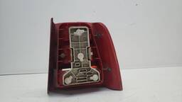 LANTERNA TRASEIRA ESQUERDA PASSAT 1998 A 2000 VARIANT