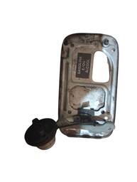 PORTINHOLA TANQUE COMBUSTÍVEL LIVINA E GRAND LIVINA 2009/14