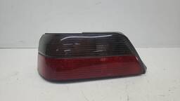 LANTERNA TRASEIRA ESQUERDA PEUGEOT 605 1989 1990 A 1999