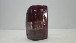 LANTERNA TRASEIRA ESQUERDA RANGER 2005 A 2012