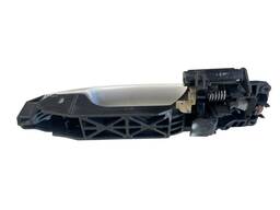 MAÇANETA EXT. DIAN DIREITA YARIS 19/25 HILUX/SW4 16/ S/BOTÃO