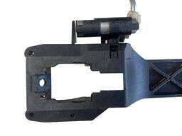 SUPORTE MAÇANETA EXT TRAS DIREITA TOYOTA COROLLA 2009 A 2014