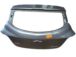 Tampa Traseira Onix 2018 2019 a 2020 S/Furo (avaria)