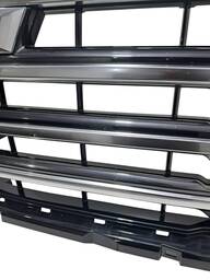 Grade Frontal Chevrolet Silverado High Country 2024 a 2025 85642131