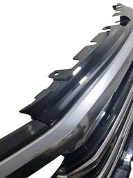 Grade Frontal Chevrolet Silverado High Country 2024 a 2025 85642131