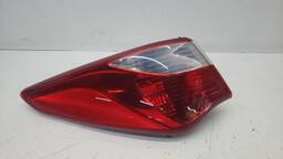 LANTERNA TRASEIRA ESQUERDA HB20 SEDAN 2013 A 2019 (CANTO)