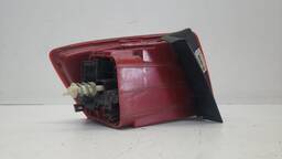 LANTERNA TRASEIRA DIREITA JETTA 2011 2012 A 2014 COM DETALHE