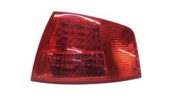 LANTERNA DIREITA AUDI A8 2002 2003 A 2007 (CANTO)