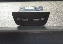 Botão Entrada Usb Volkswagen Nivus 1.0 2022 