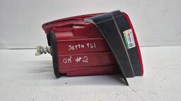 LANTERNA TRASEIRA DIREITA JETTA 2011 A 2014 CANTO 100% VERME