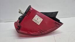 LANTERNA TRASEIRA DIREITA JETTA 2011 A 2014 CANTO 100% VERME