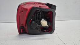 LANTERNA TRASEIRA DIREITA JETTA 2011 A 2014 CANTO 100% VERME