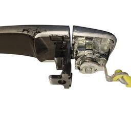 MAÇANETA EXT. PORTA DIANTEIRA ESQUERDA KICKS 2017 A 2025