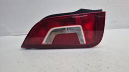 LANTERNA TRASEIRA ESQUERDA UP 2014 A 2017