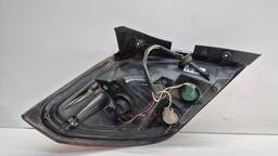 LANTERNA TRASEIRA DIREITA CAPTIVA 2008 2009 A 2012