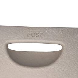 ACABAMENTO TAMPA CAIXA FUSÍVEL KIA CERATO 1.6 2009