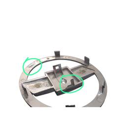 EMBLEMA DIANTEIRO CELTA PRISMA 2007/2011 AVARIA