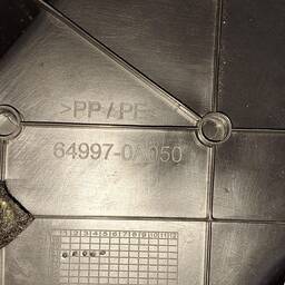 ACABAMENTO ESQUERDO PORTA MALAS COROLLA CROSS XRE 2022