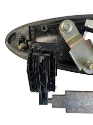 MAÇANETA EXT. PORTA TRASEIRA ESQUERDA PUNTO LINEA 2008/2017