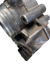 TBI CORPO BORBOLETA PEUGEOT 2008 2019 028075085 (USADO)