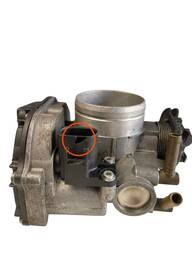 TBI CORPO BORBOLETA VW AUDI A3 1996 2006 06A133064M ORIGINAL