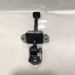 LIMITADOR PORTA TRASEIRA ESQUERDA FORD KA 2014/2021
