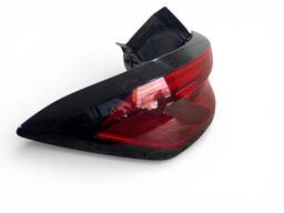 LANTERNA TRASEIRA ESQUERDA HAVAL H6 / GT 2024 A 2025