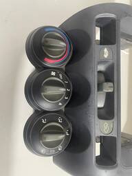 COMANDO AR CONDICIONADO FIT 2004 2005 A 2008