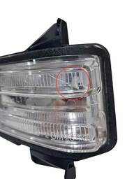 Pisca Seta LE Chevrolet Silverado 2023 a 2025 C/Detalhe 84468925