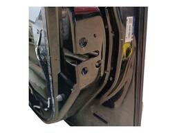 PORTA DIANTEIRA DIREITA SENTRA 2007 2008 A 2013