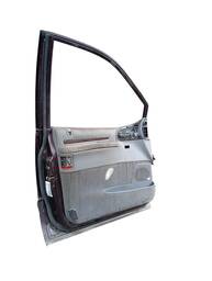 PORTA DIANT DIR DODGE/CHRYSLER CARAVAN/G.CARAV VOYAGER 96/00