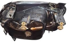 FAROL ESQUERDO GOLF 1999 A 2007 S/ AUX DETALHE