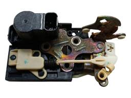 FECHADURA PORTA DIANTEIRA DIREITA S10 BLAZER 1996 A 2011