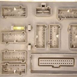 CAIXA FUSIVEL BSI FORD FOCUS 2007