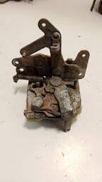 FECHADURA INTERNA MANUAL FIAT UNO 1984 A 2013 L.DIR